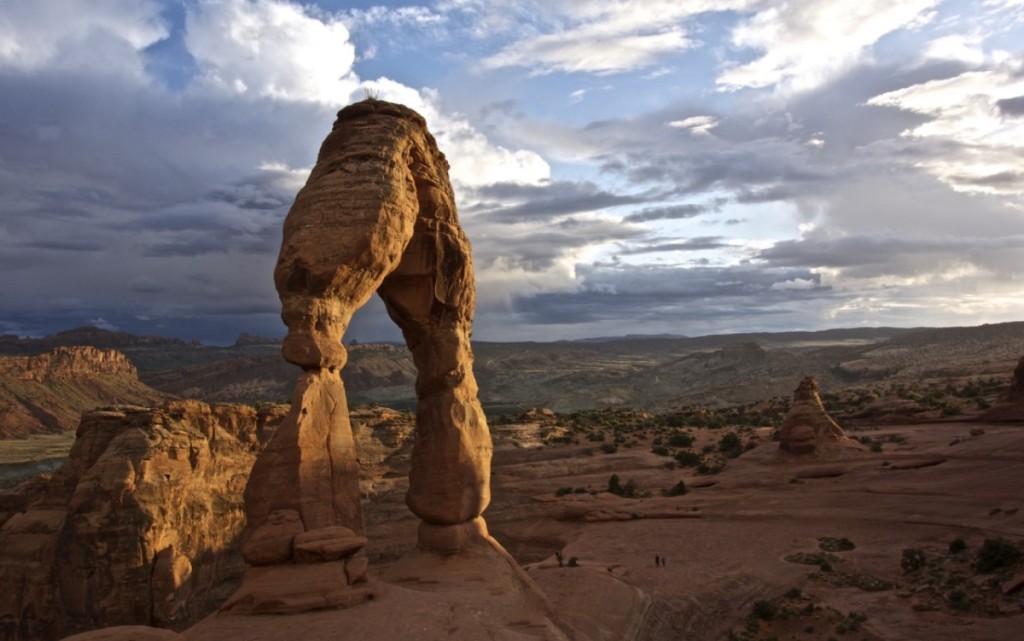 Delicate Arch - the most famous arch in the US and Utah's emblem.